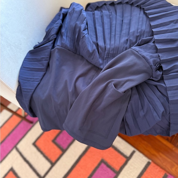 Fabletics Racerback Active Tank XL — Deep Navy - Picture 7 of 7